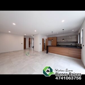 HERMOSA CASA EN VENTA🏡🏡🏡con 4 Recamaras