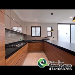HERMOSA CASA EN VENTA🏡🏡🏡con 4 Recamaras