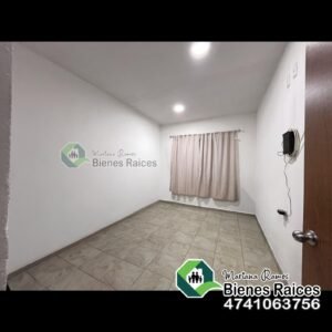 Casa seminueva en Venta🏡🏡 3 Habitaciones en Lagos de Moreno