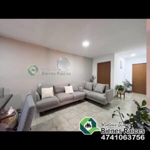Casa seminueva en Venta🏡🏡 3 Habitaciones en Lagos de Moreno