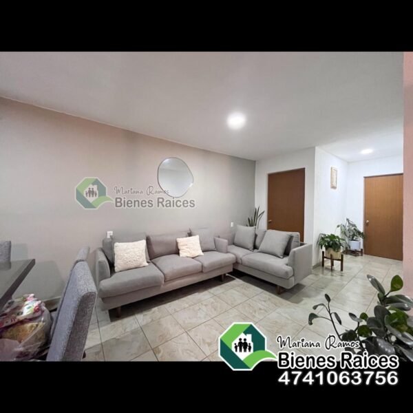 Casa seminueva en Venta🏡🏡 3 Habitaciones en Lagos de Moreno